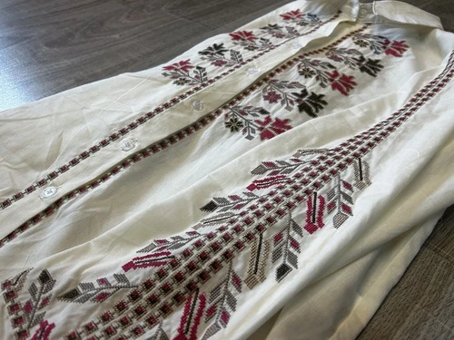 chemise avec braudures