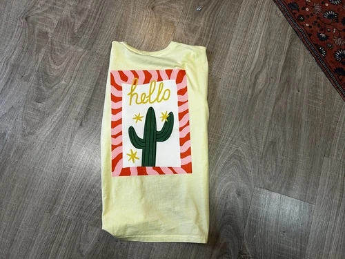 tee-shirt en coton jaune