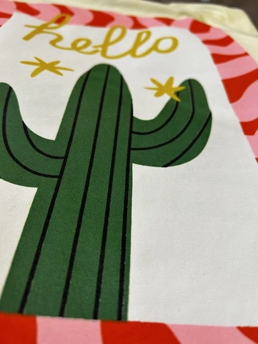 tee-shirt en coton jaune